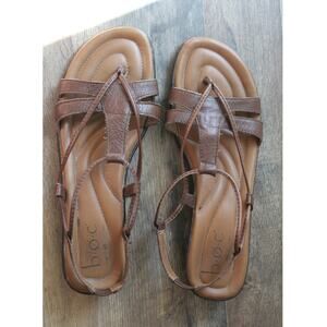 b.o.c. Brown Leather Strappy Fisherman Sandals Size 9